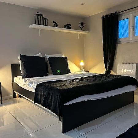 Cosy Studio - 10 Min Away From Cdg Aeroport - 30 Min Away From Paris - Parc Asterix - Olympic Games 2024 Le Thillay Extérieur photo