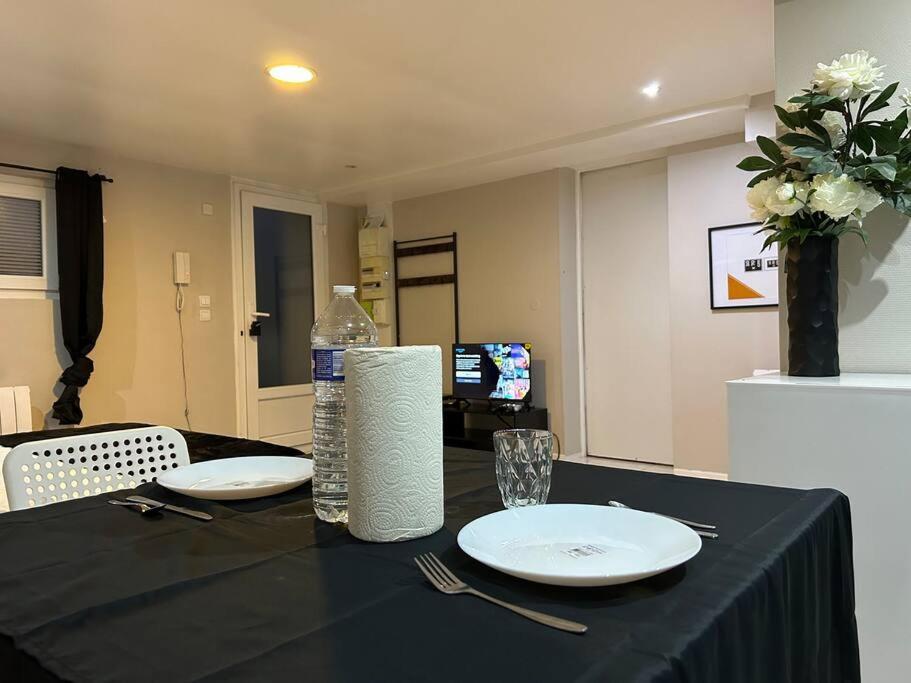Cosy Studio - 10 Min Away From Cdg Aeroport - 30 Min Away From Paris - Parc Asterix - Olympic Games 2024 Le Thillay Extérieur photo