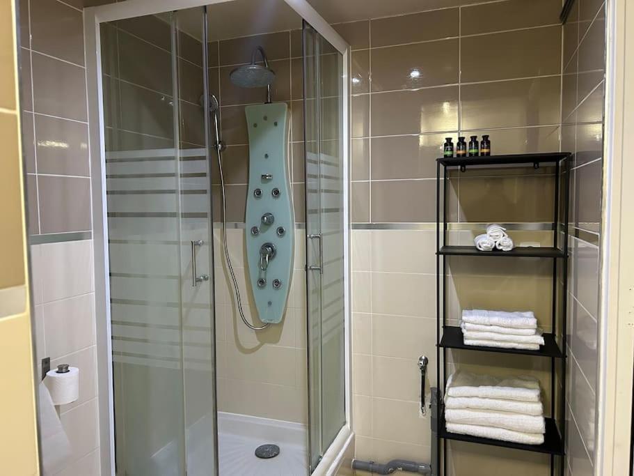 Cosy Studio - 10 Min Away From Cdg Aeroport - 30 Min Away From Paris - Parc Asterix - Olympic Games 2024 Le Thillay Extérieur photo
